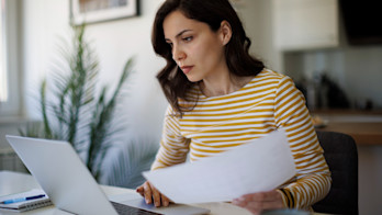 What the IRS e-filing mandate means for businesses paying contractors